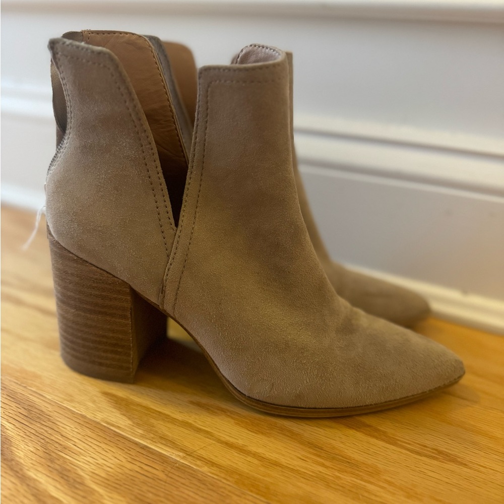 Steve Madden bootie